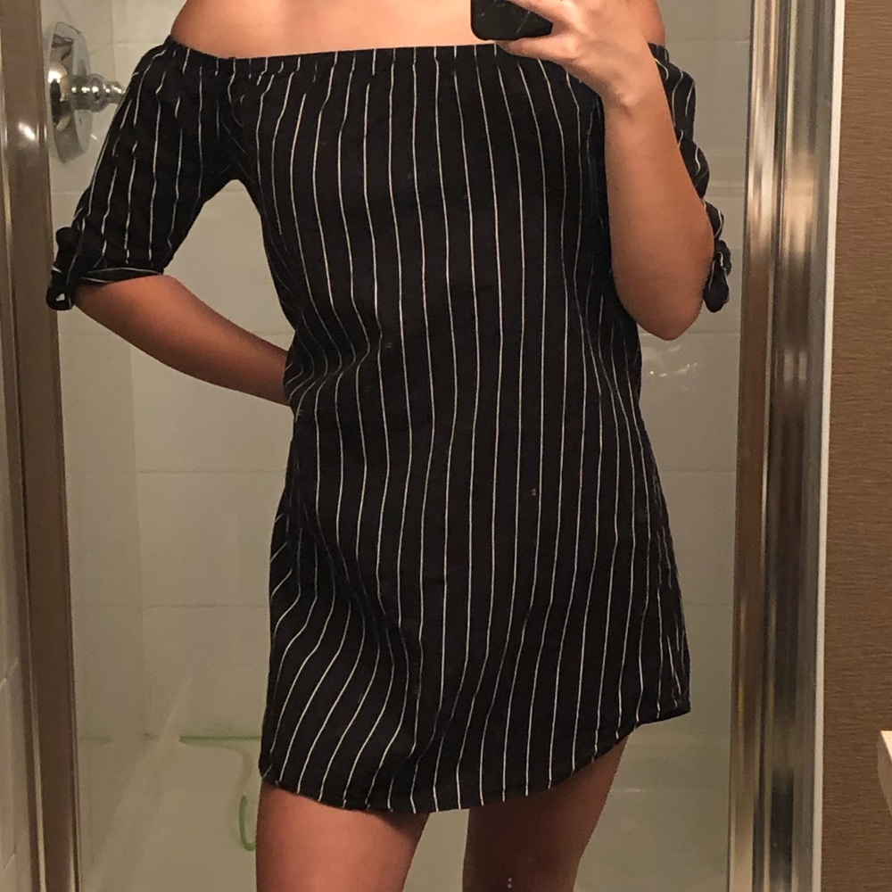 SWS Off-Shoulder Dress - Picture 5 of 7